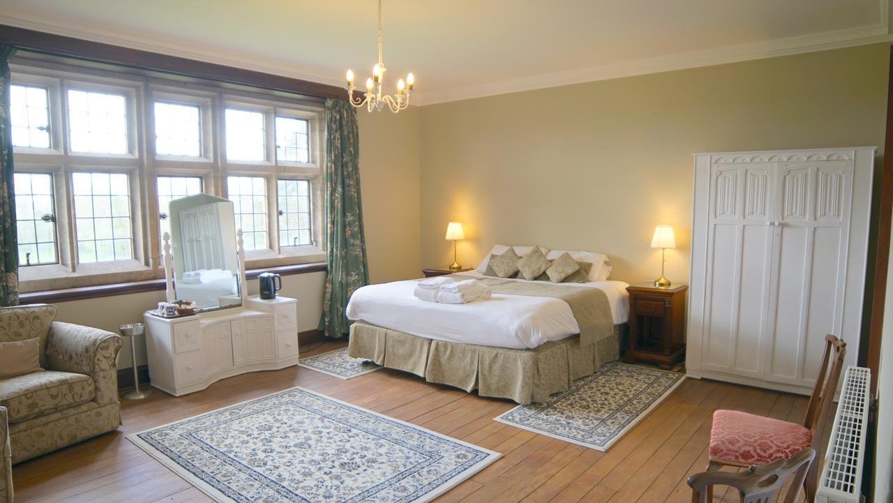 Cleeve House Bed and Breakfast Melksham Esterno foto